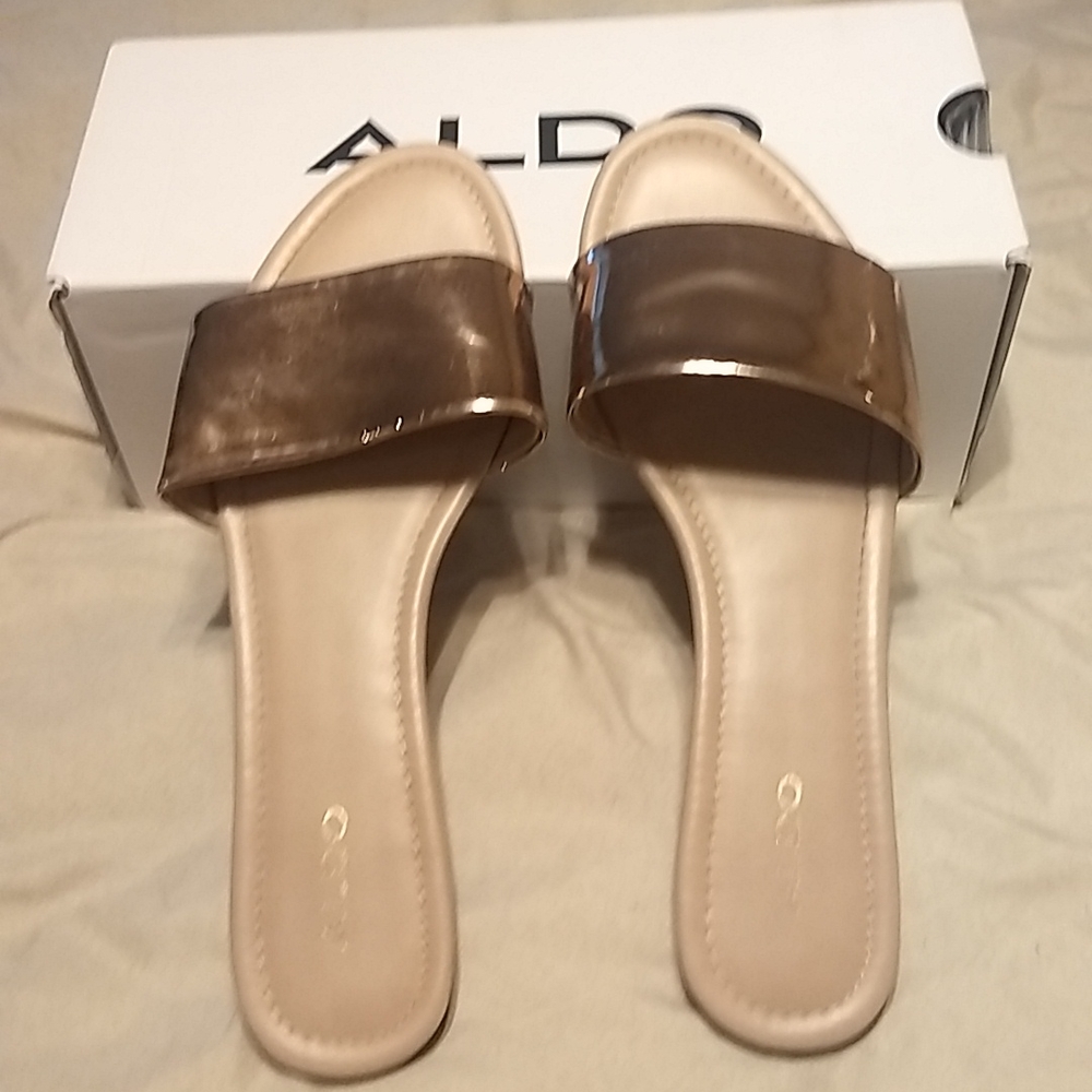 Aldo rose gold metallic flat slides